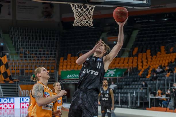 较量中被检 较量中被检