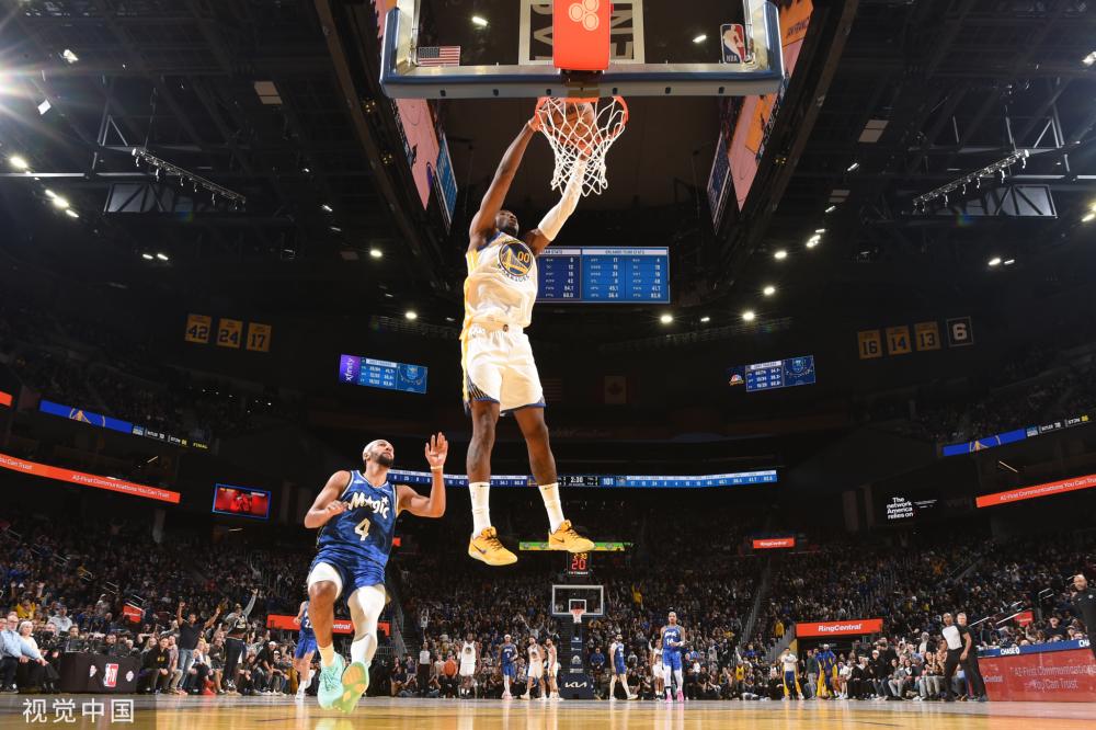 维尼修斯与 维尼修斯与